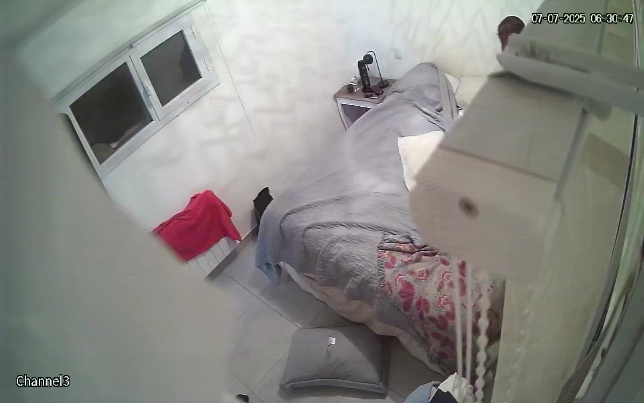 Hidden Voyeur — 1_4904896911669987470 — screenshot 2