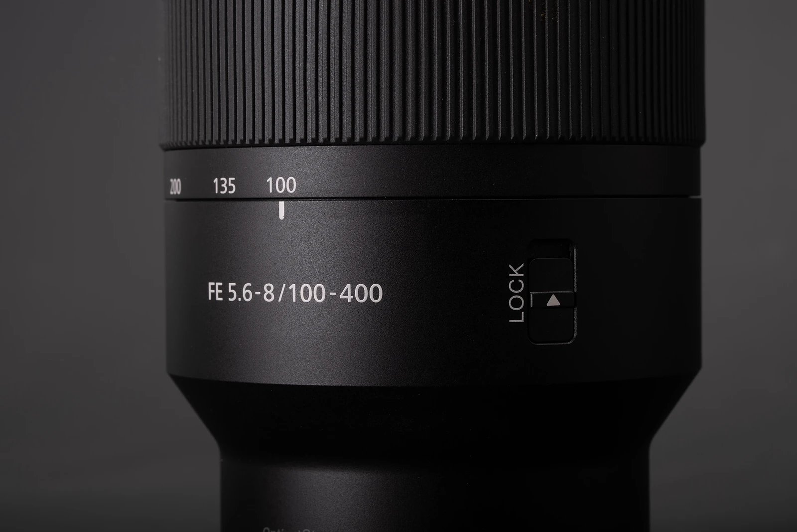 Đánh Giá Sony FE 100-400mm F5.6-8.0 OSS: Zoom Xa Giá Rẻ Dành Cho Người Mới - Hình 1