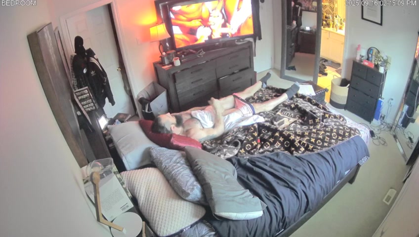 Hidden Voyeur 2 — 1_4938443389390554849 — screenshot 2