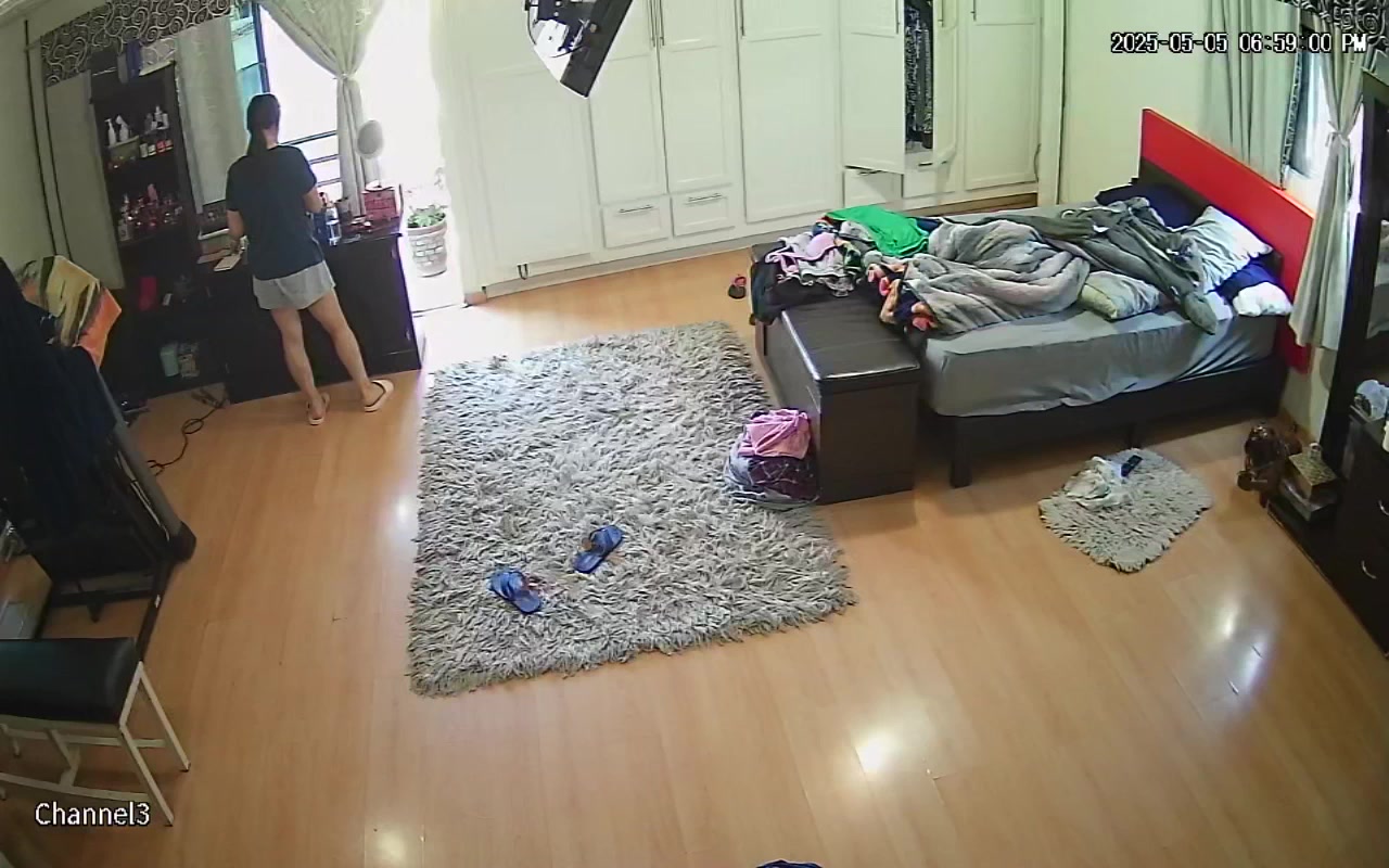 Hidden Voyeur — 1_4904896911669987494 — screenshot 2
