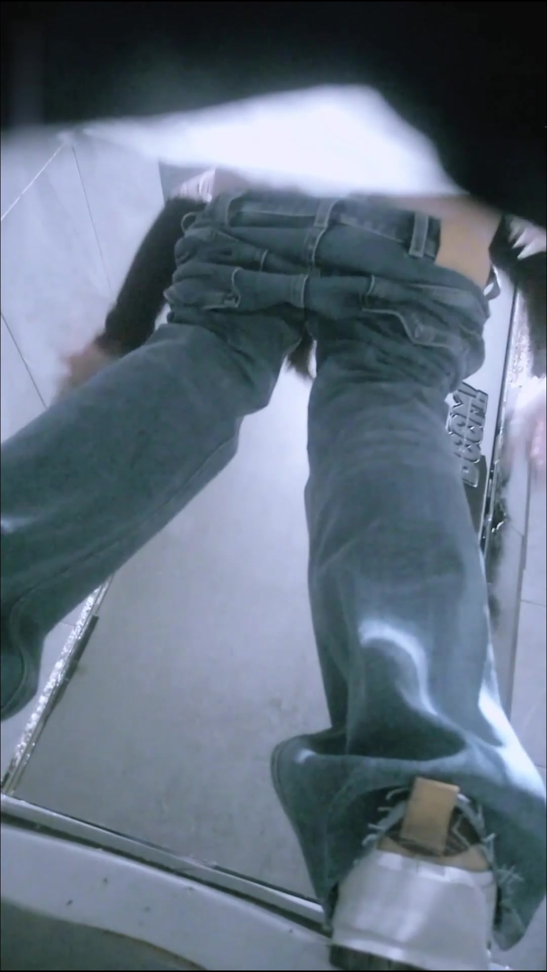 Toilet Spy — 0106(74) — screenshot 2