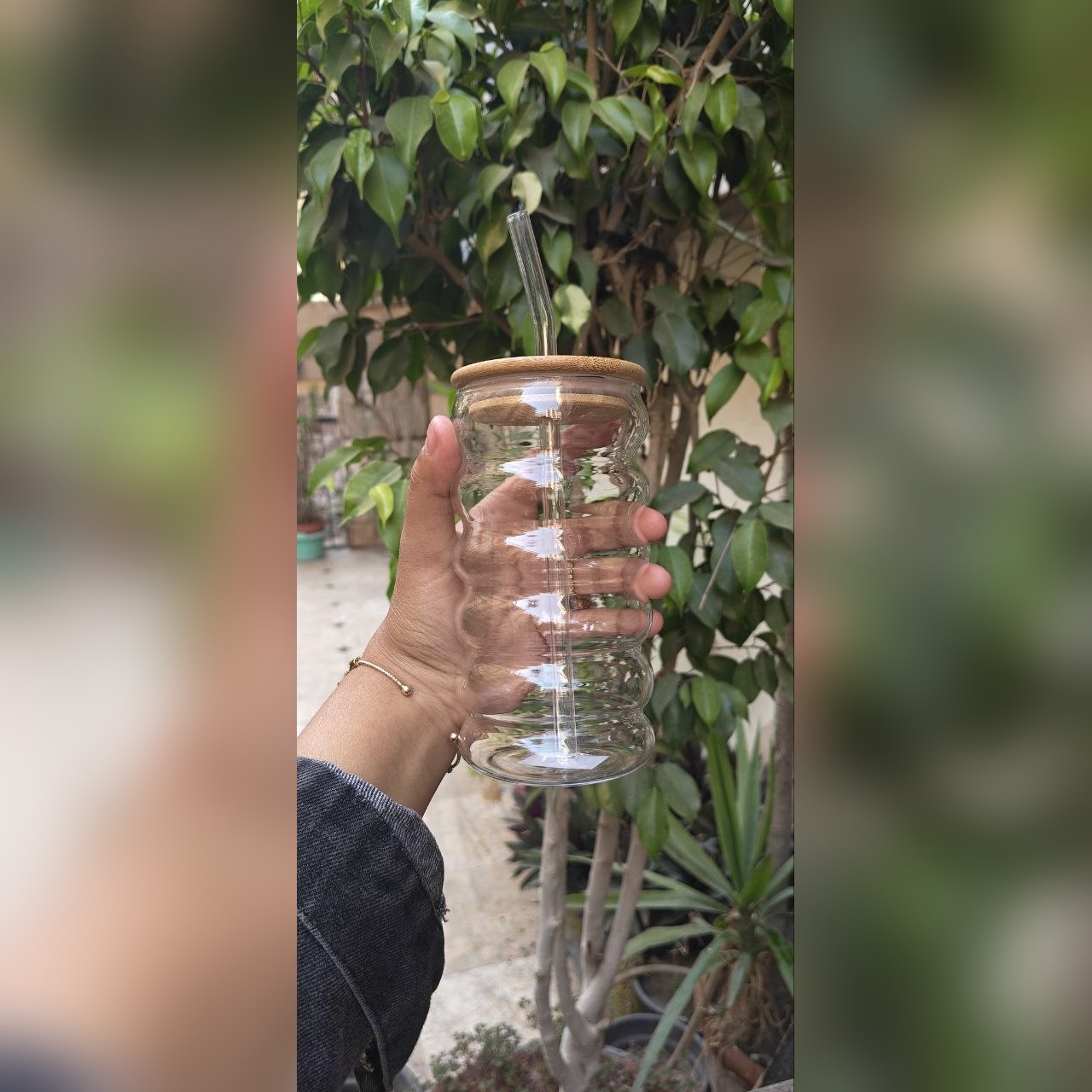 كاس ومج آيس كوفي زجاج بغطاء بامبو وشاليموه
