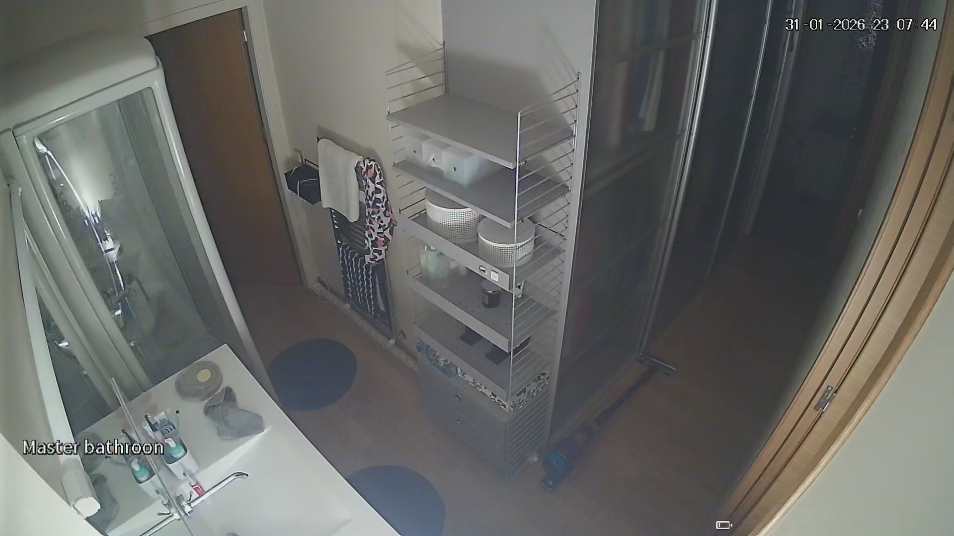 Hidden Voyeur 2 — 4_5830179359972924818 — screenshot 2