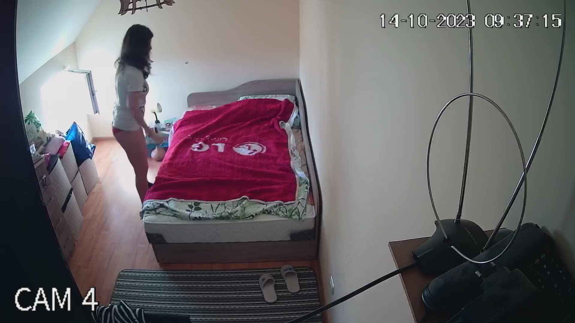 Hidden Voyeur — 1_5084803075835692739 — screenshot 2