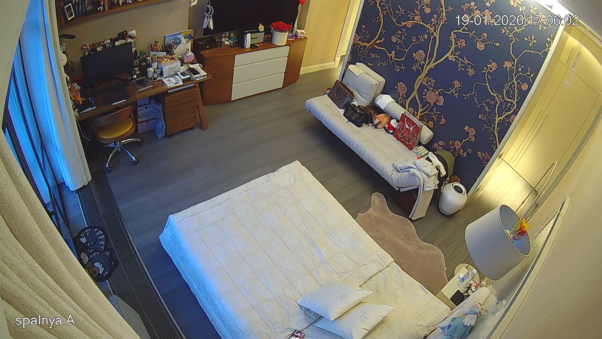 Hidden Voyeur — 1_5062439864025221370 — screenshot 2