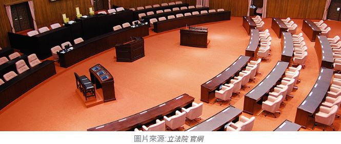 從「助理費爭議」到制度大辯論：AI筆記判決如何引爆台灣民代經費制度的全面檢視