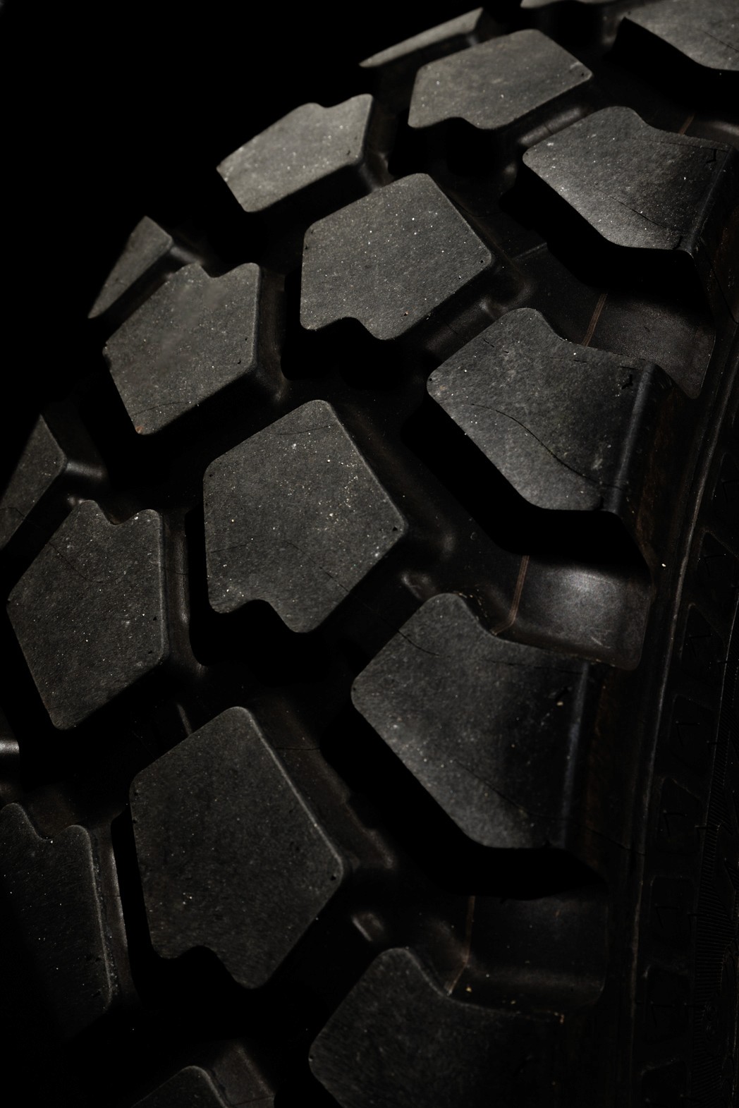 Off-road tyre