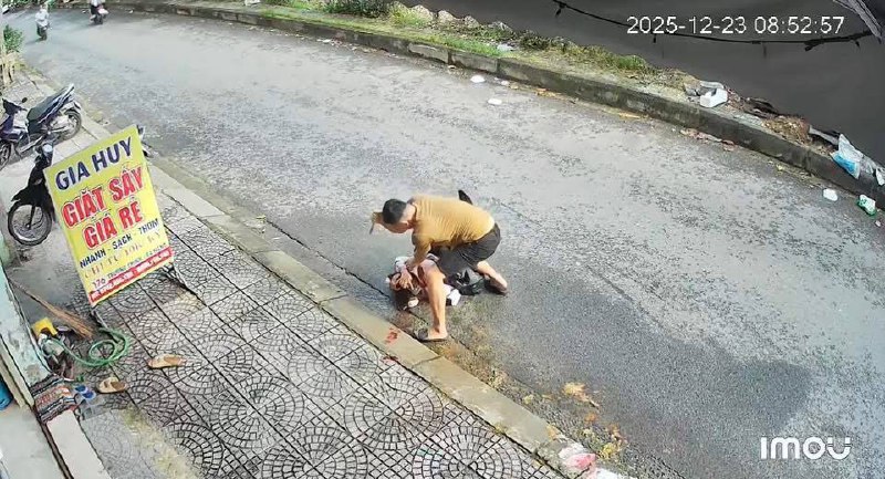 Lực lượng chức năng phong tỏa hiện trường