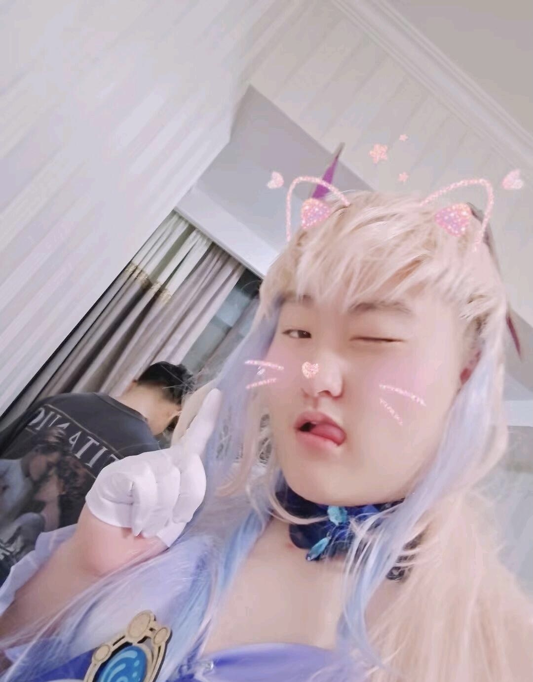 https://files.catbox.moe/dgg57g.jpeg