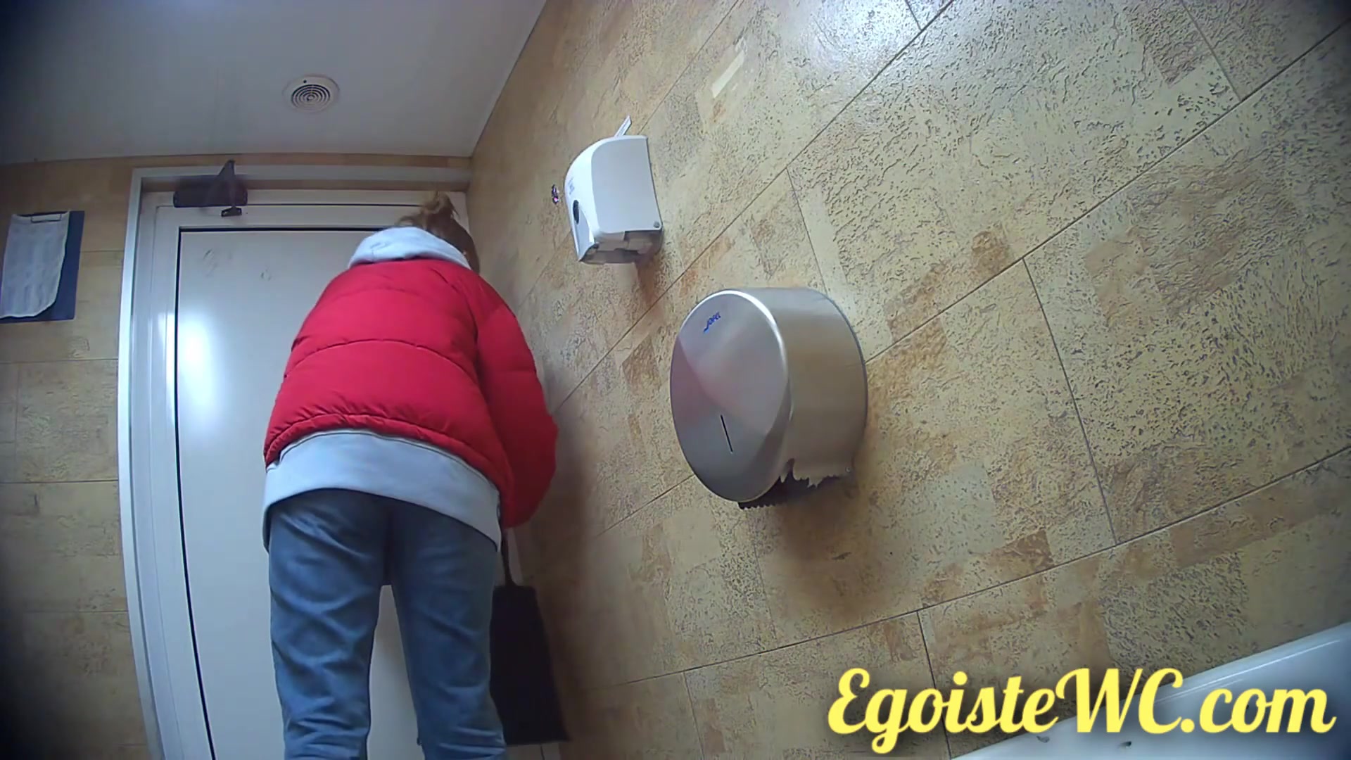 Toilet Spy — 0610(126) — screenshot 2