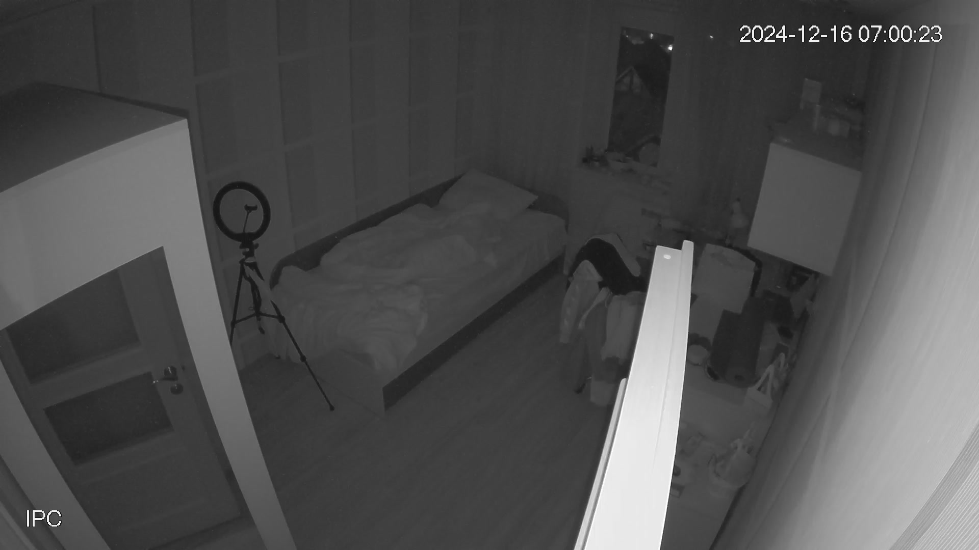 Hidden Voyeur 2 — 1_5059875502261536582 — screenshot 2