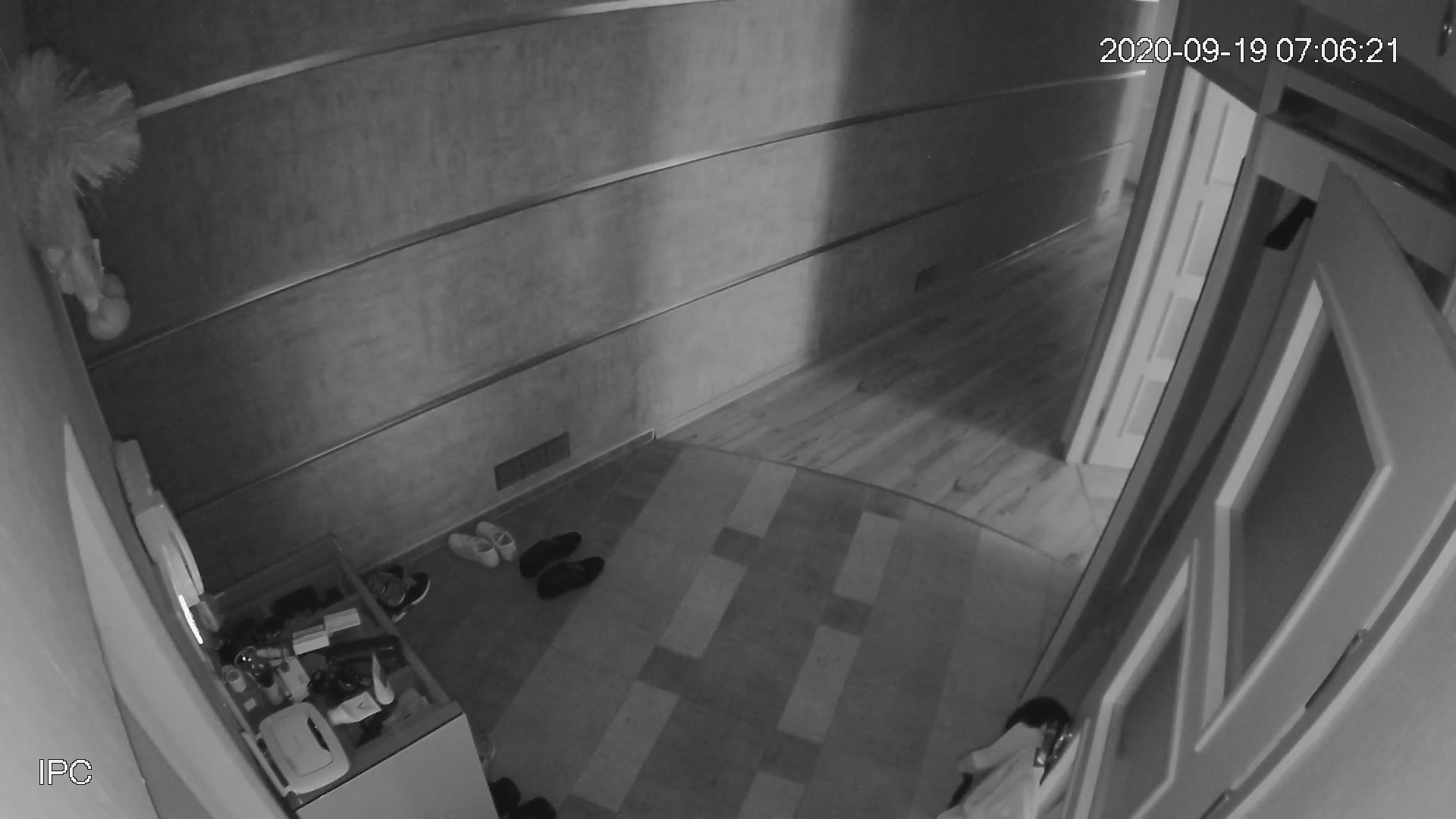 Hidden Voyeur 2 — 1_5021911654971999995 — screenshot 2