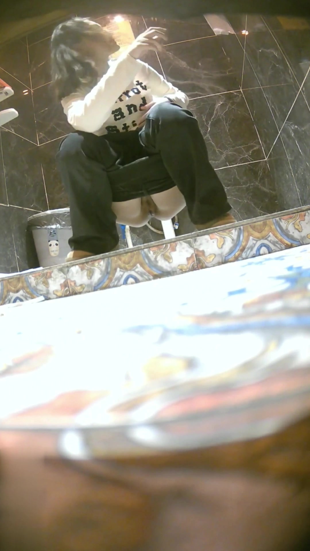 Toilet Spy — 0224(80) — screenshot 2