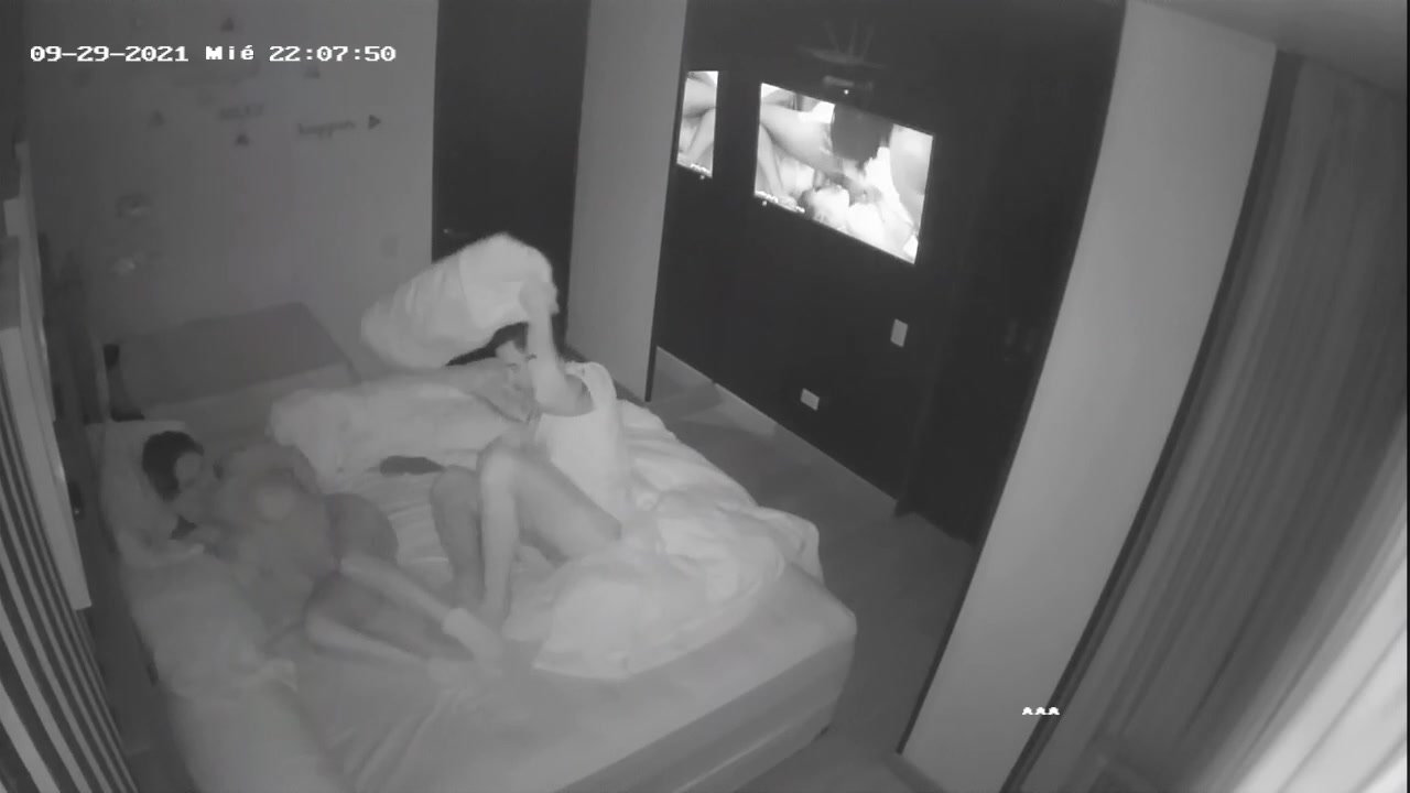 Hidden Voyeur 2 — 2_5420411021481218949 — screenshot 2