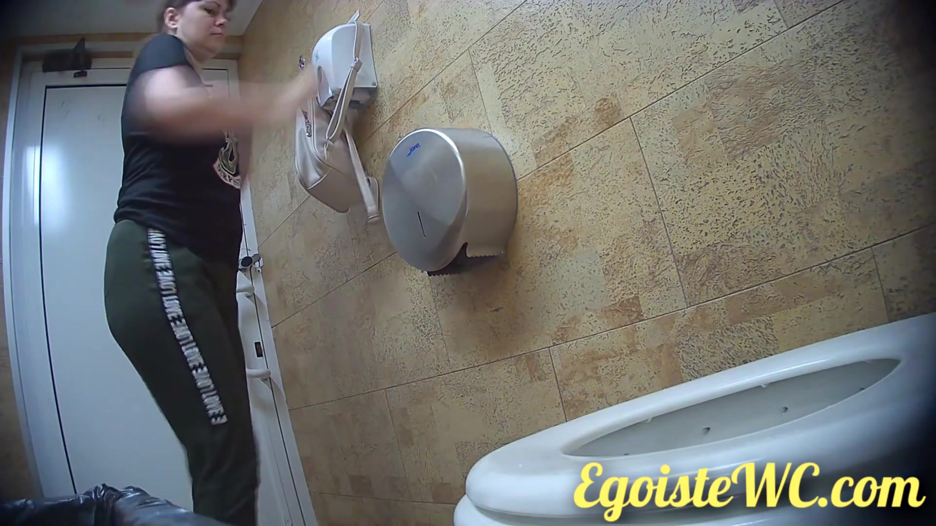 Toilet Spy — Scat 0610(80) — screenshot 2