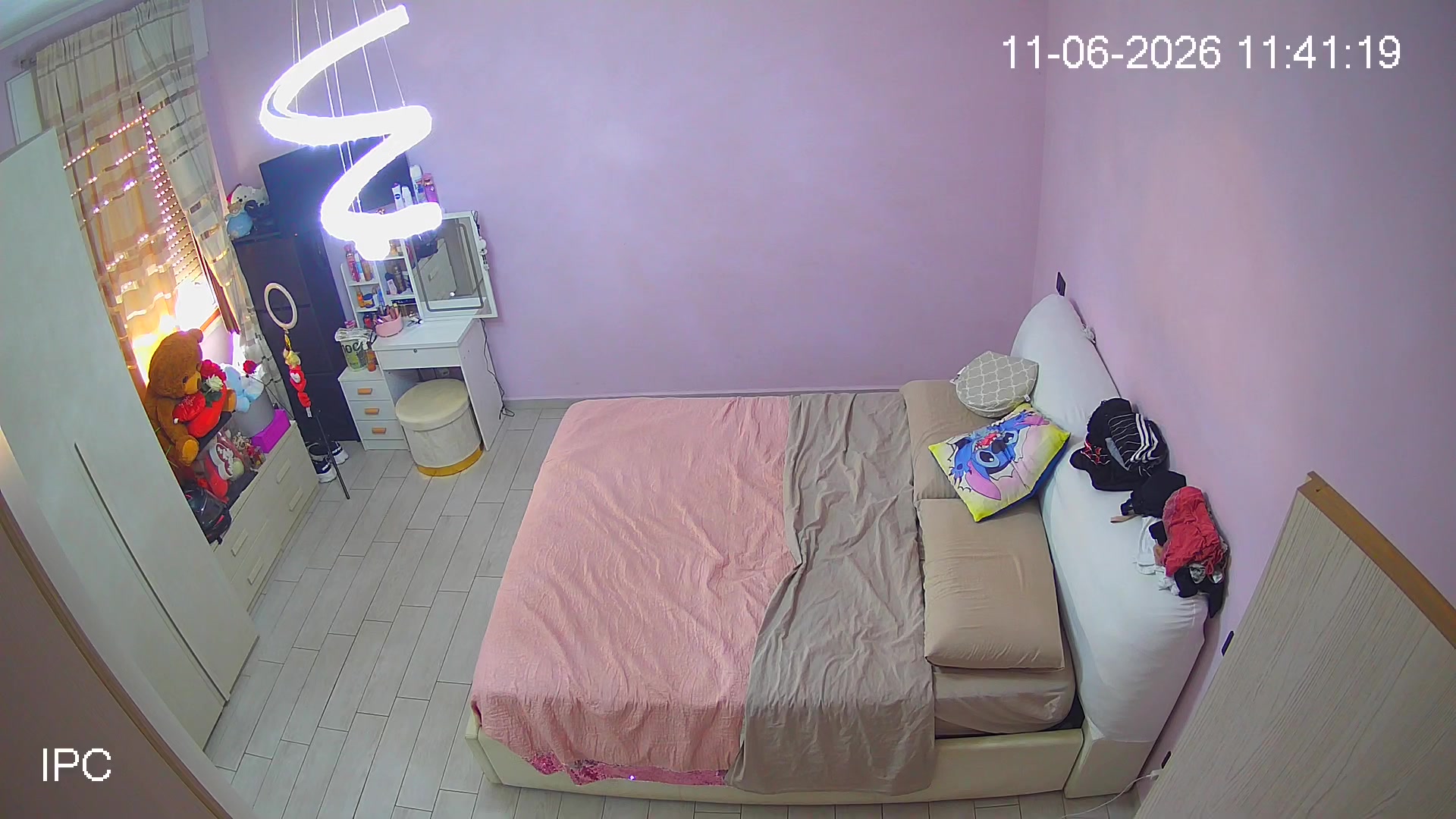 Hidden Voyeur — 1_5042205255186515606 — screenshot 2