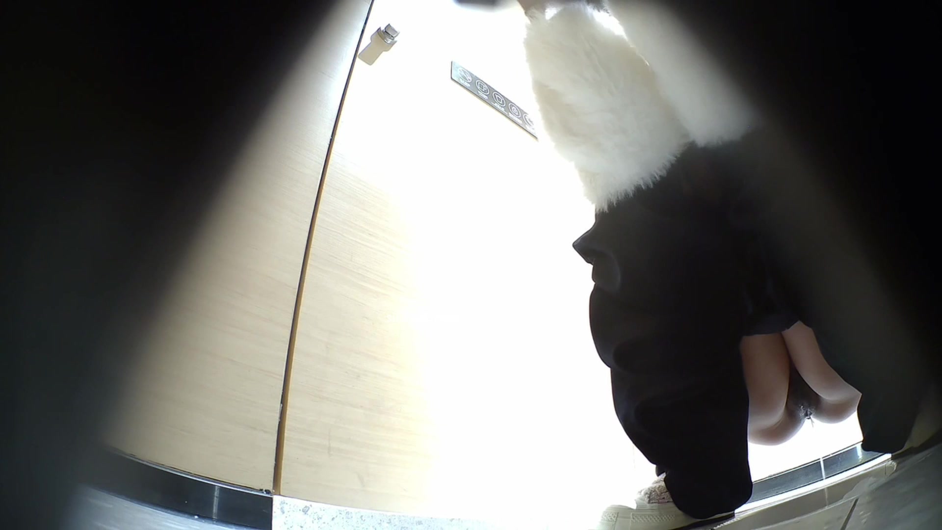 Toilet Spy — 0428(24) — screenshot 2