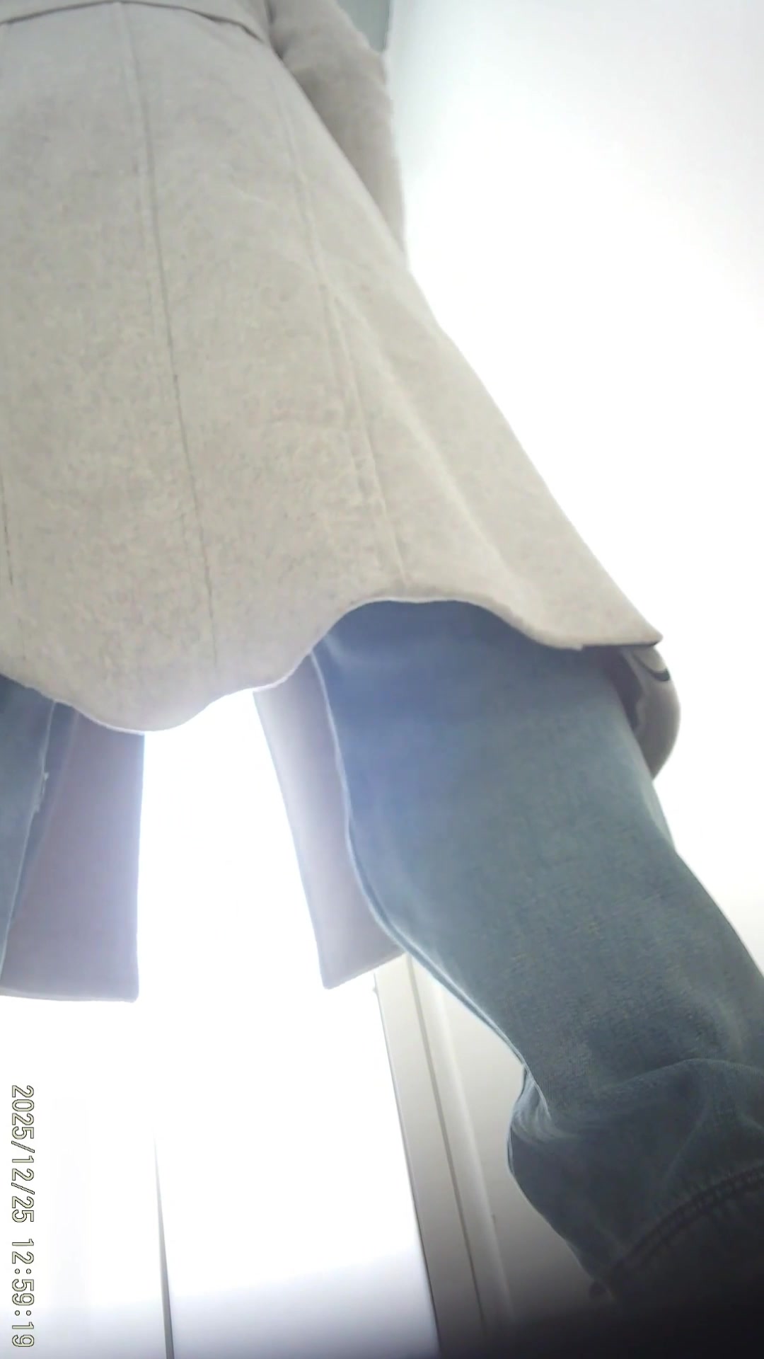 Toilet Spy — 0310(211) — screenshot 2