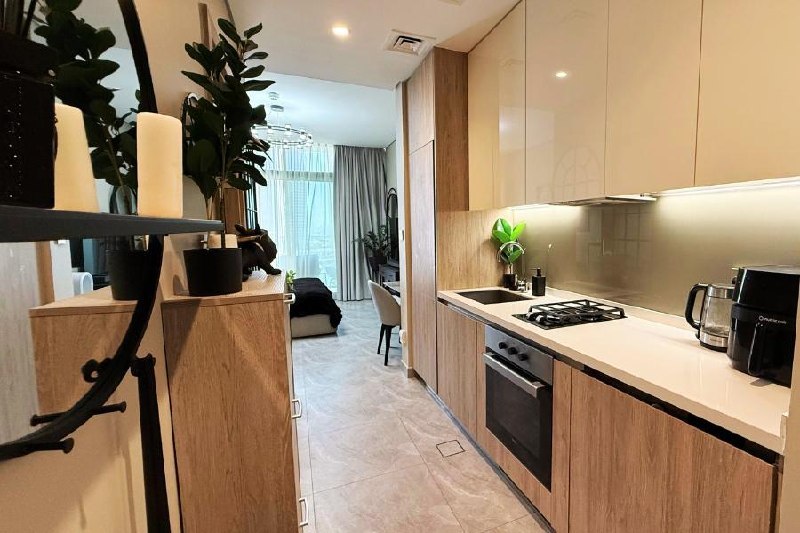 Peninsula One by Select