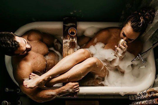 Cháchara – hace cuánto os disteis el último baño erótico? Cháchara – hace cuánto os disteis el último baño erótico?