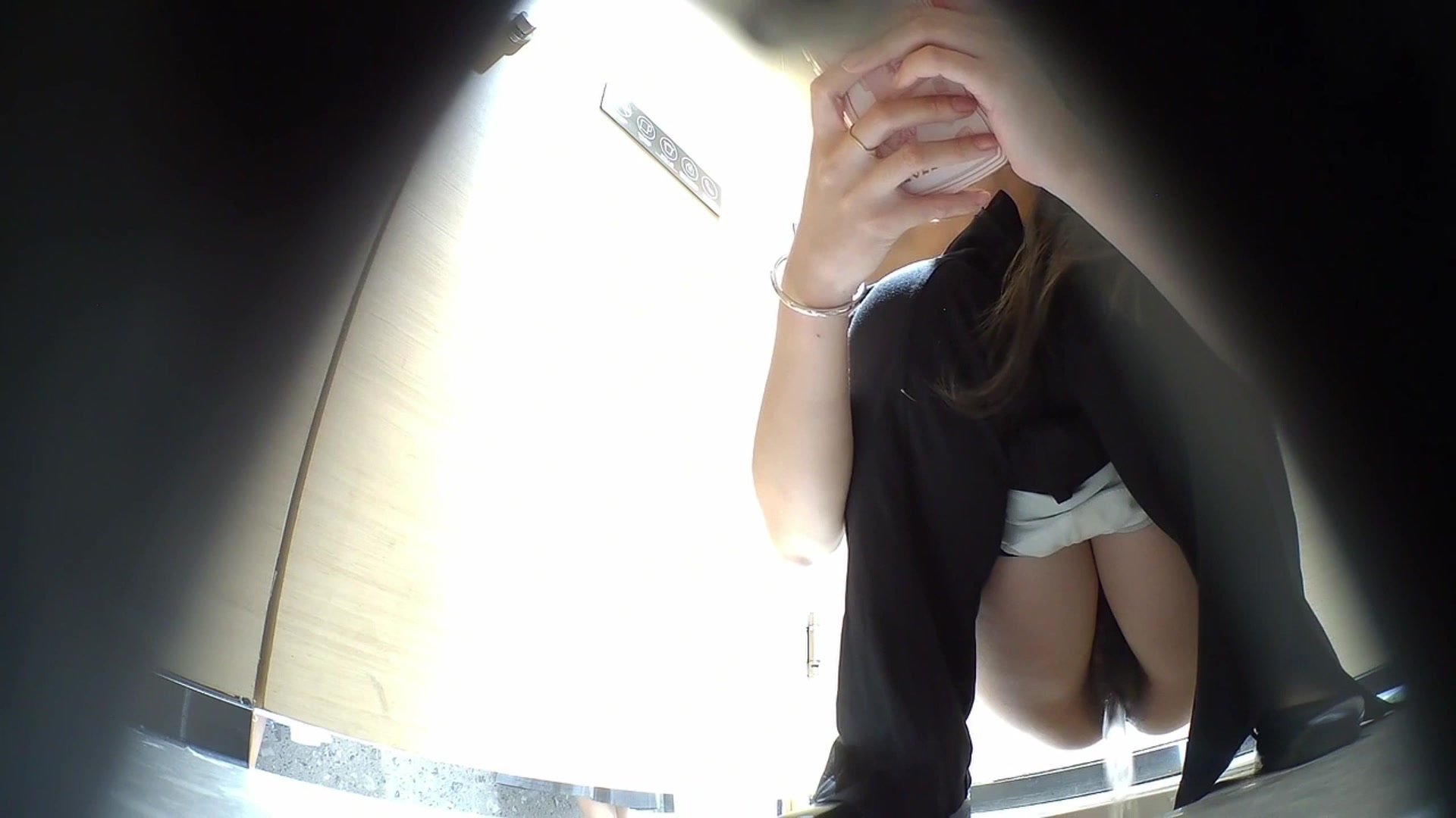 Toilet Spy — 0428(38) — screenshot 2