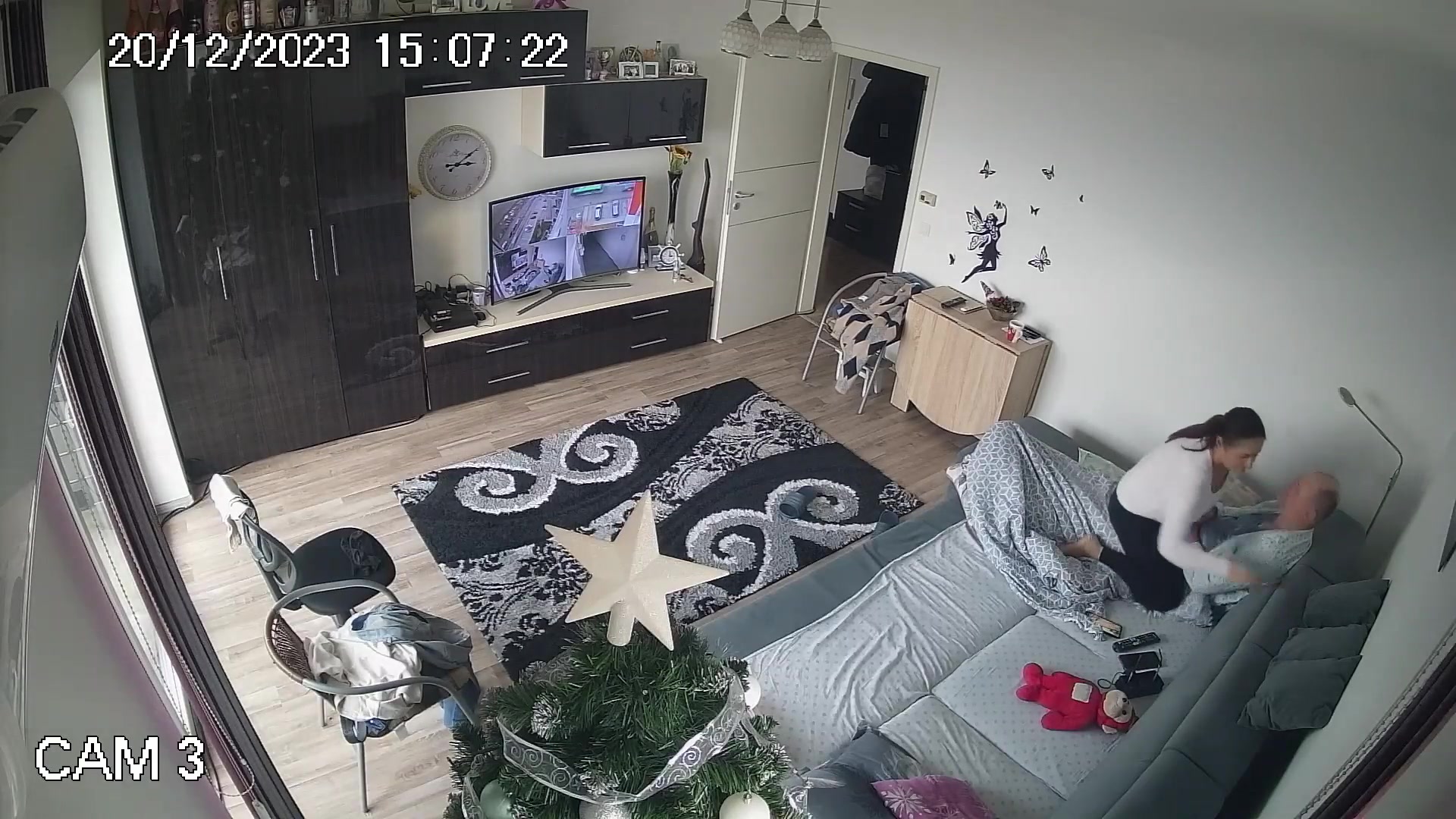 Hidden Voyeur 2 — 1_4904896911669987659 — screenshot 2