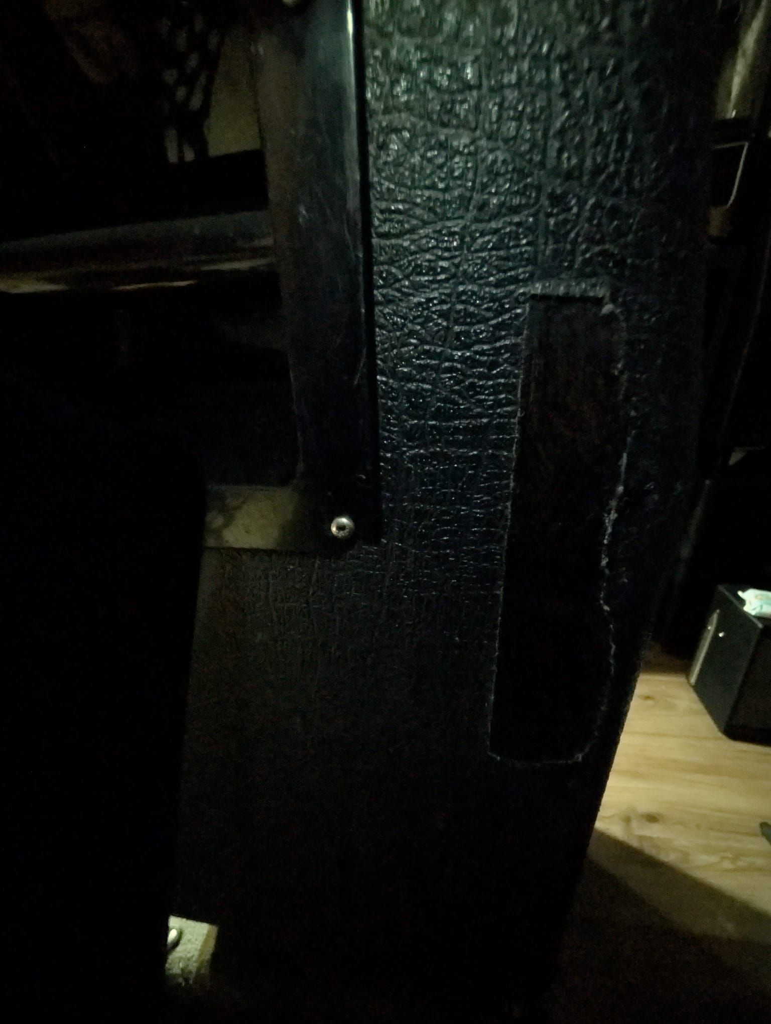 Image: https://files.catbox.moe/gk17wk.jpeg