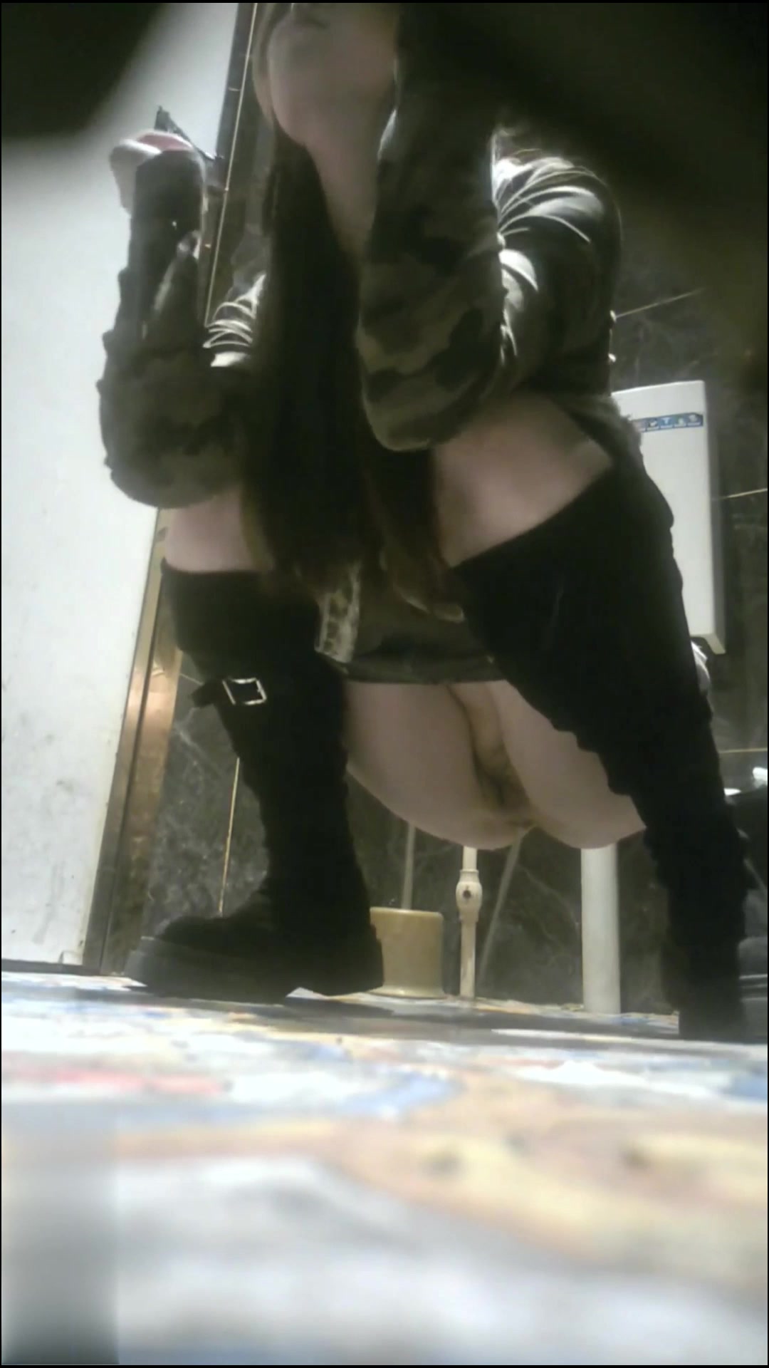 Toilet Spy — 0224(21) — screenshot 2