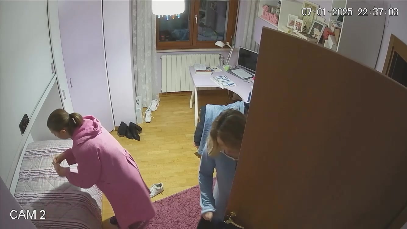 Hidden Voyeur 2 — 1_5091381982185654338 — screenshot 2
