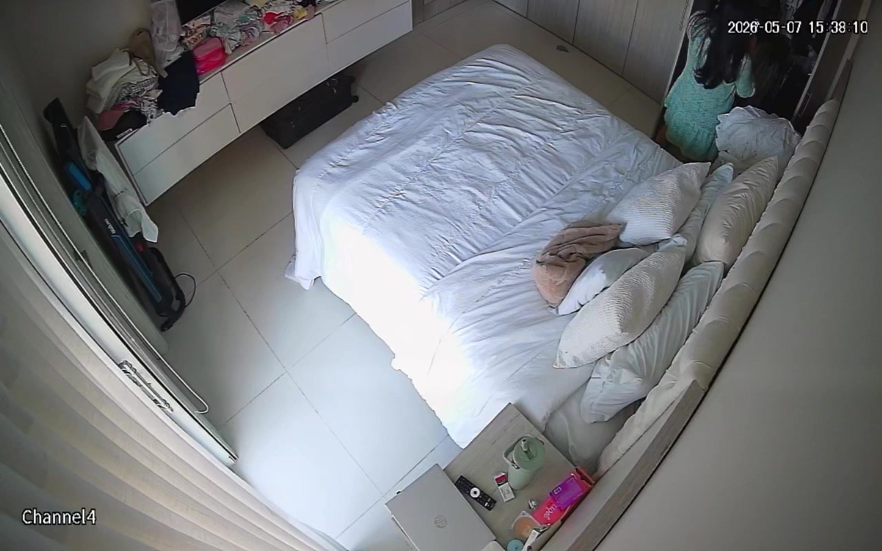 Hidden Voyeur — 1_4904896911669987606 — screenshot 2