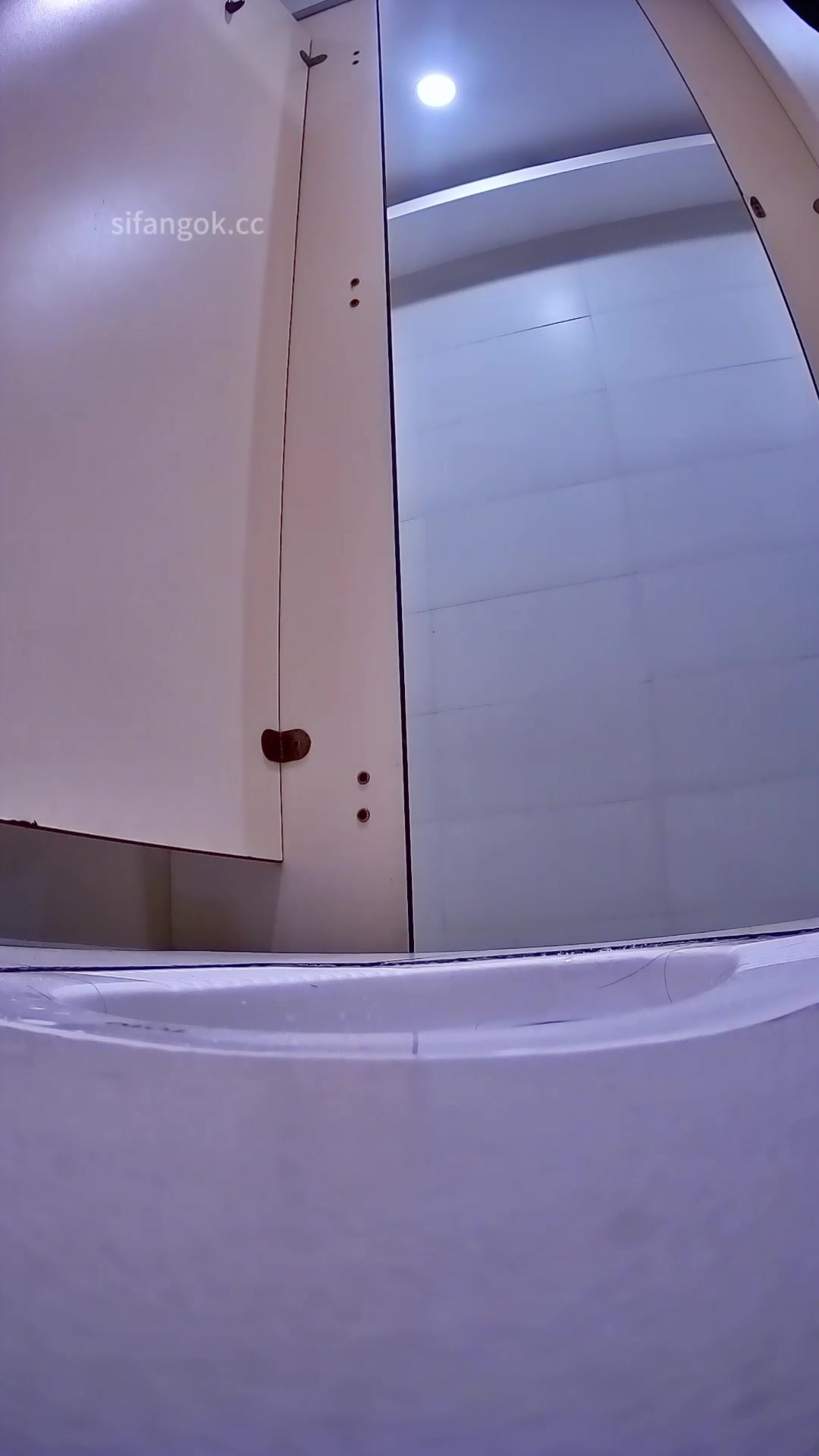 Toilet Spy — 0228(30) — screenshot 2