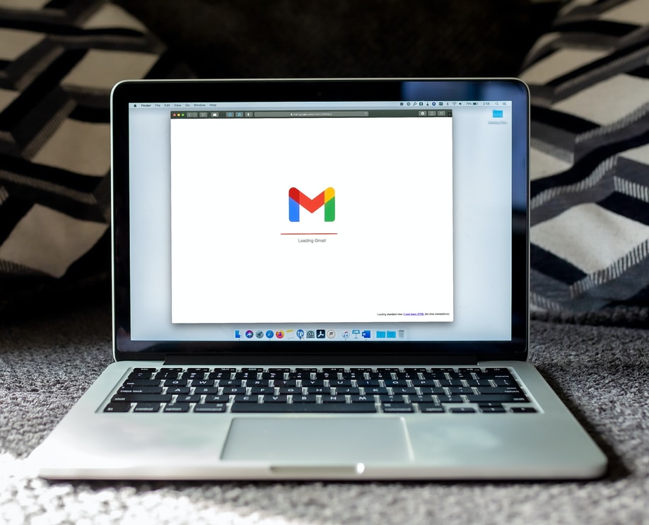 Cách tương tác với khách hàng qua email