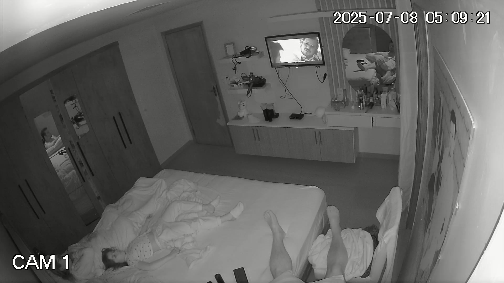 Hidden Voyeur 2 — 1_4997181765857576604 — screenshot 2