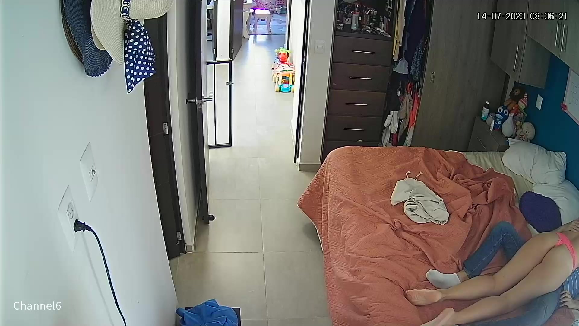 Hidden Voyeur 2 — 16 (1) — screenshot 2