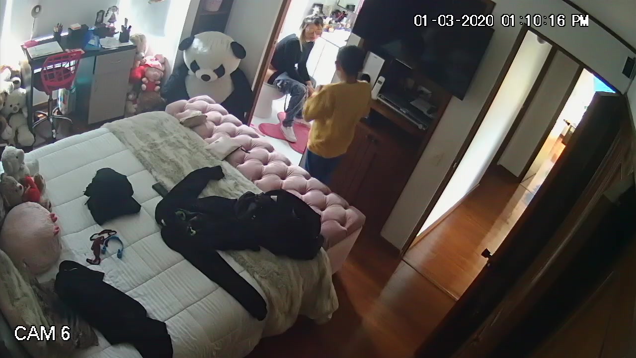 Hidden Voyeur — 1_5170501597674866615 — screenshot 2