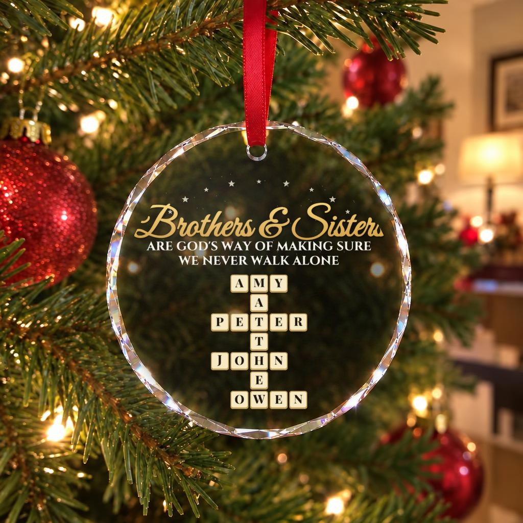Ornament with five names hanging on a Christmas tree