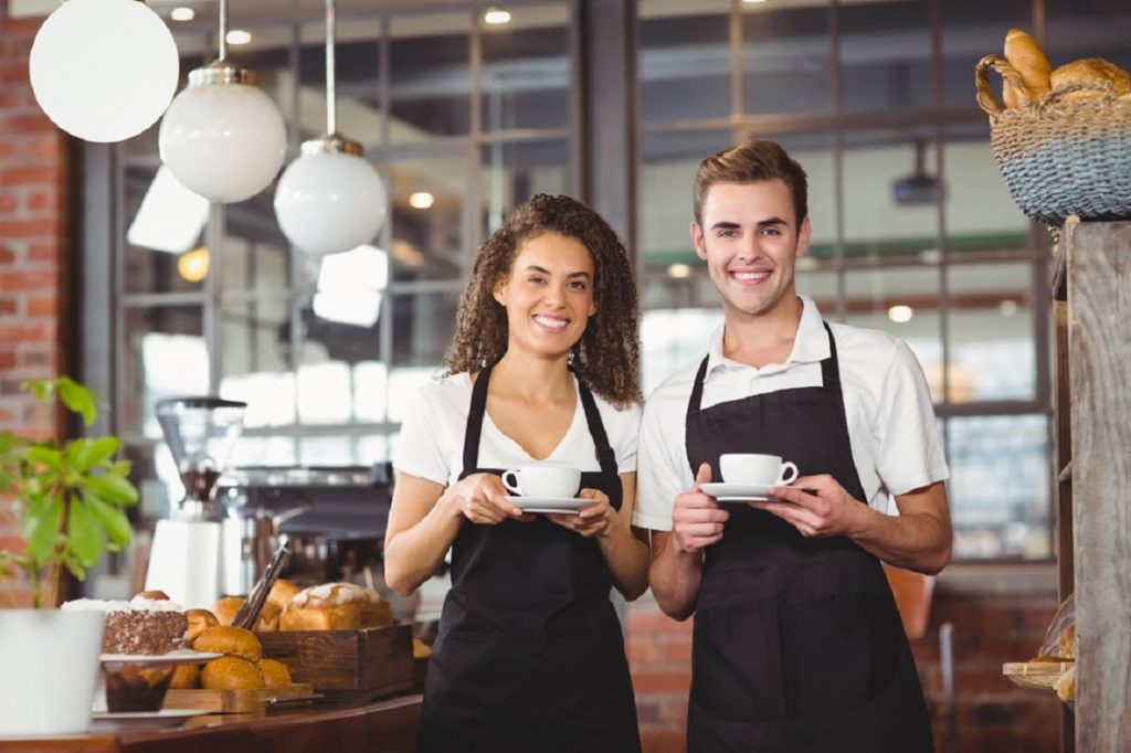 Nhân sự khi kinh doanh quán cafe