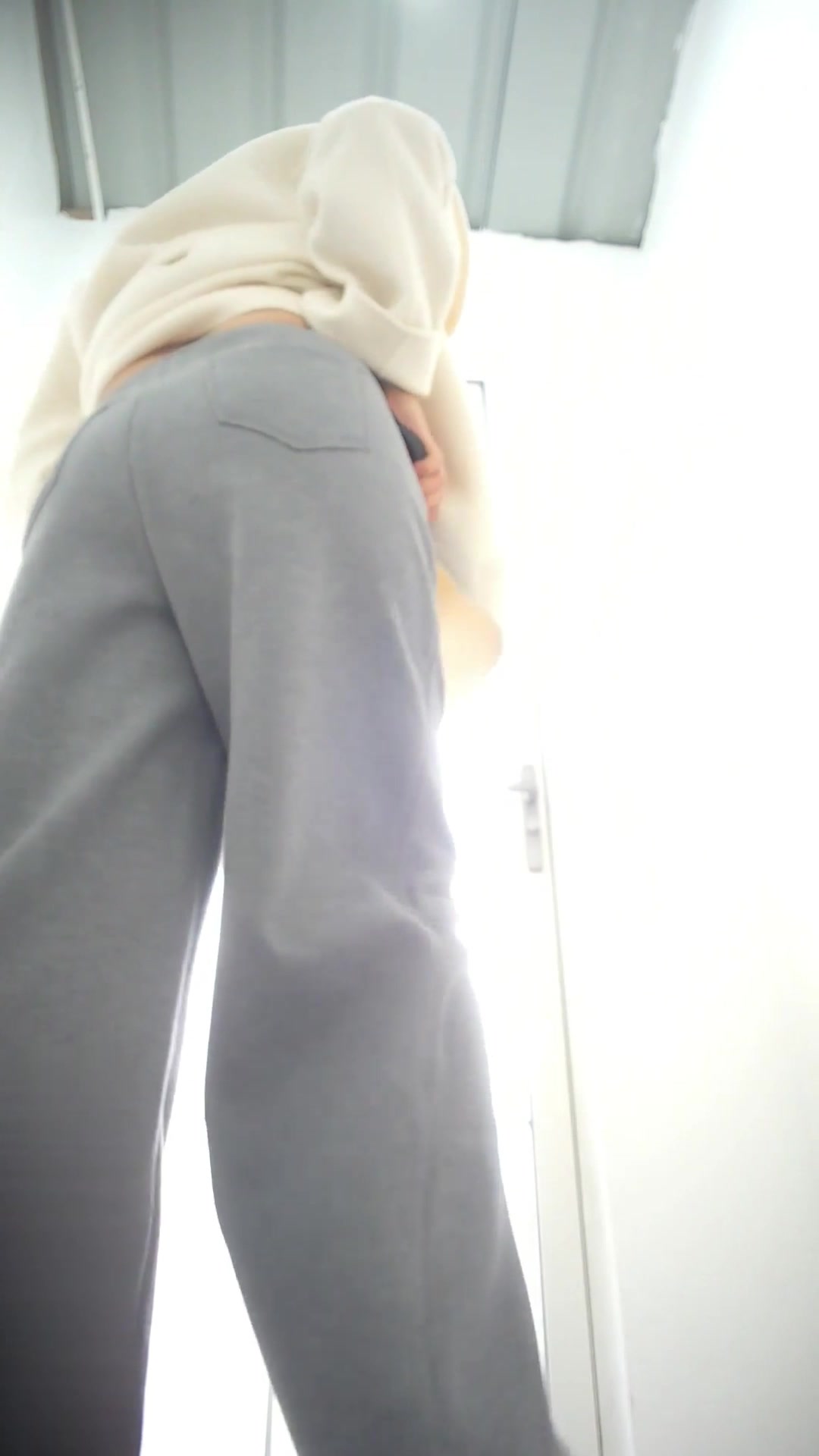 Toilet Spy — 0310(208) — screenshot 2