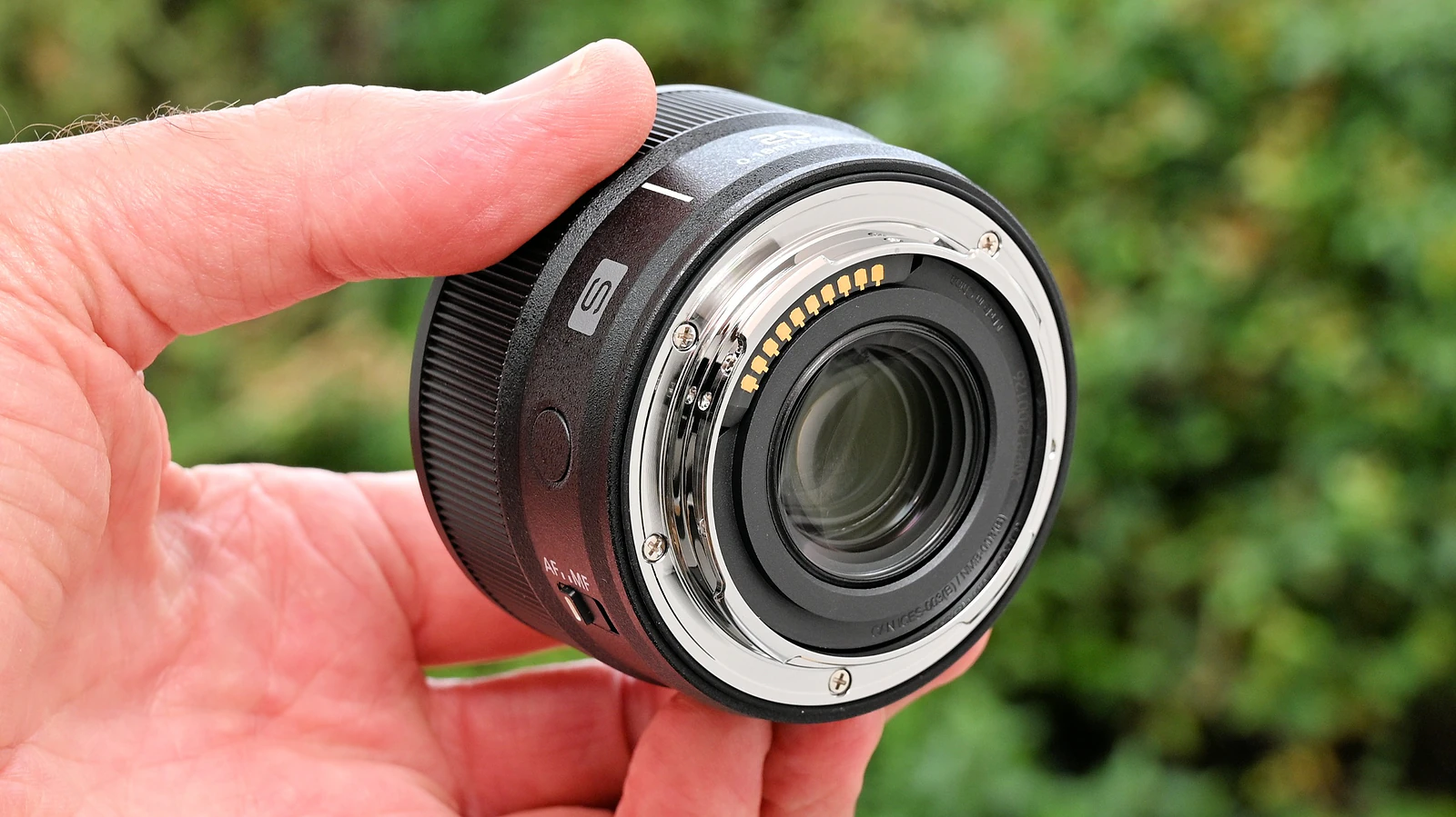 Review Panasonic Lumix S 20mm f/2.5: Góc Siêu Rộng Nhỏ Gọn - Hình 7