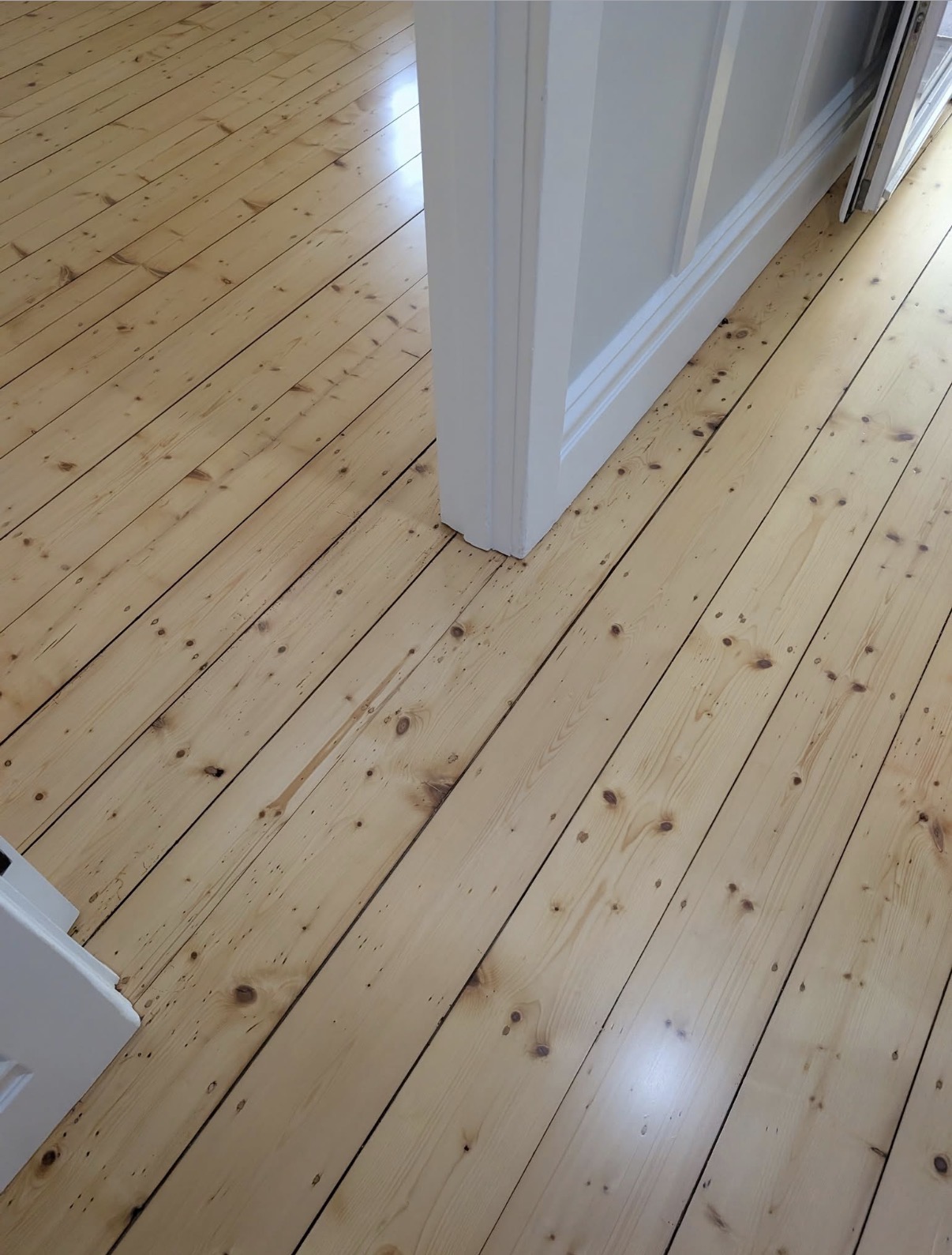 Bainbridge Pine Refinish photo 11