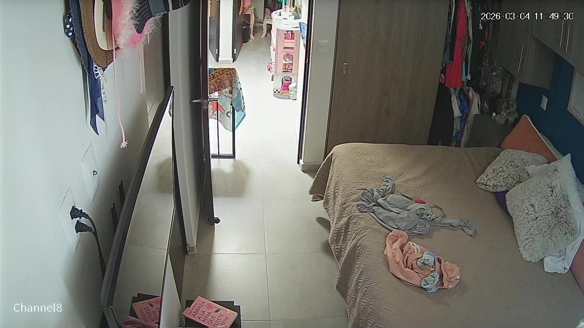 Hidden Voyeur 2 — 1_5010563148785125364 — screenshot 2