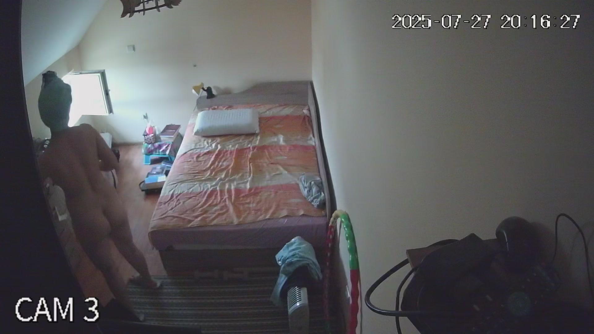 Hidden Voyeur — 1_5084803075835692780 — screenshot 2