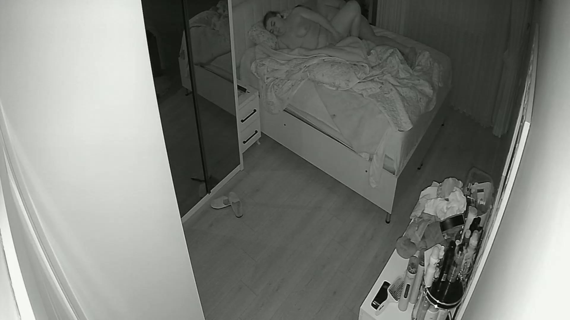 Hidden Voyeur — 1_5048634043839547315 — screenshot 2