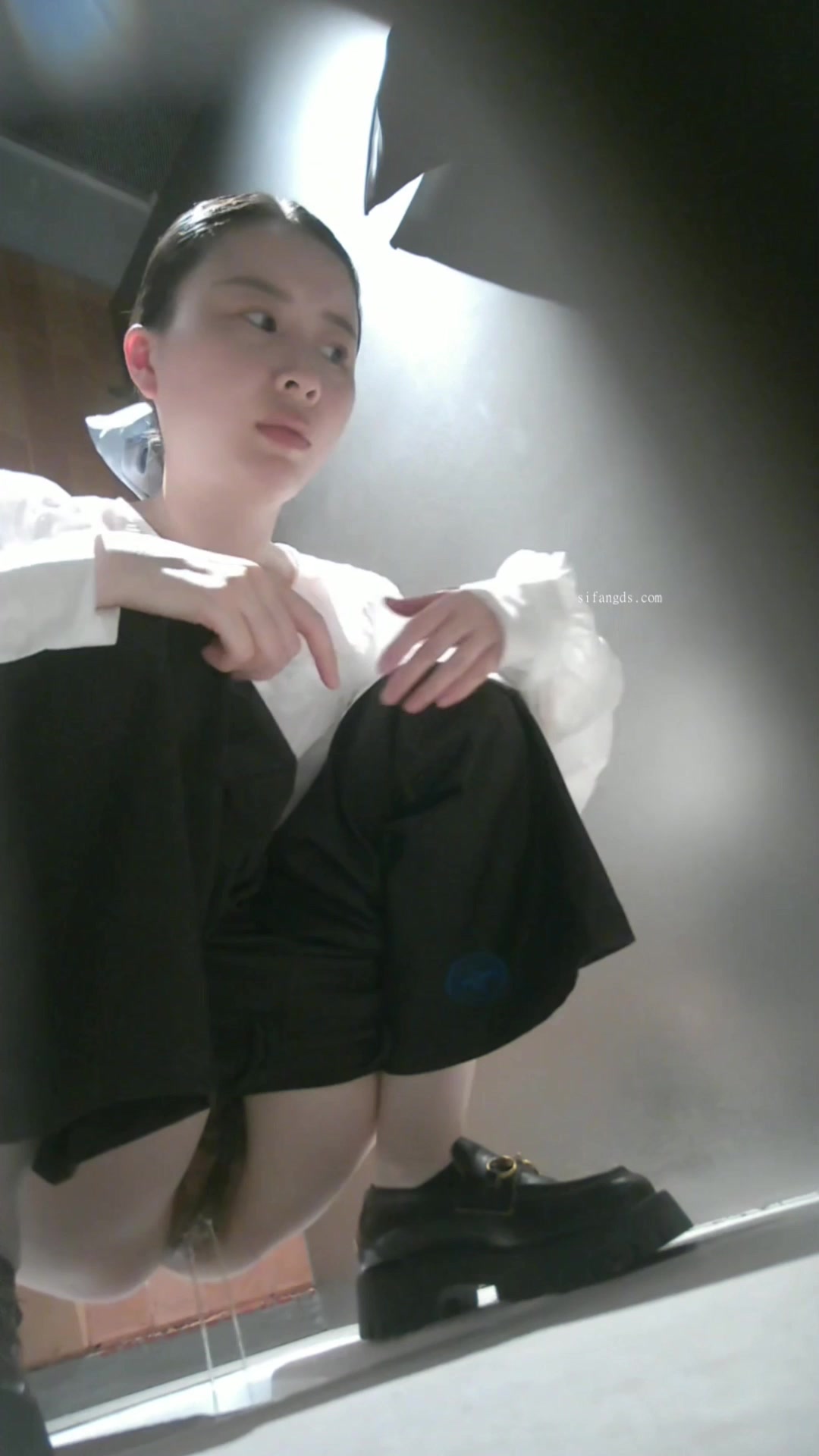 Toilet Spy — 0407 (1)(64) — screenshot 2