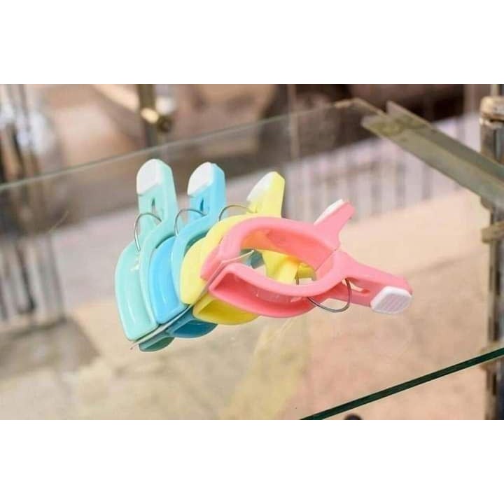 مشابك بطانية