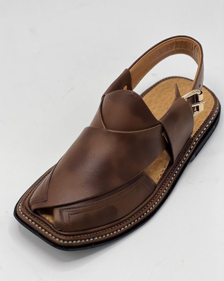 Double Border Leather Chappal