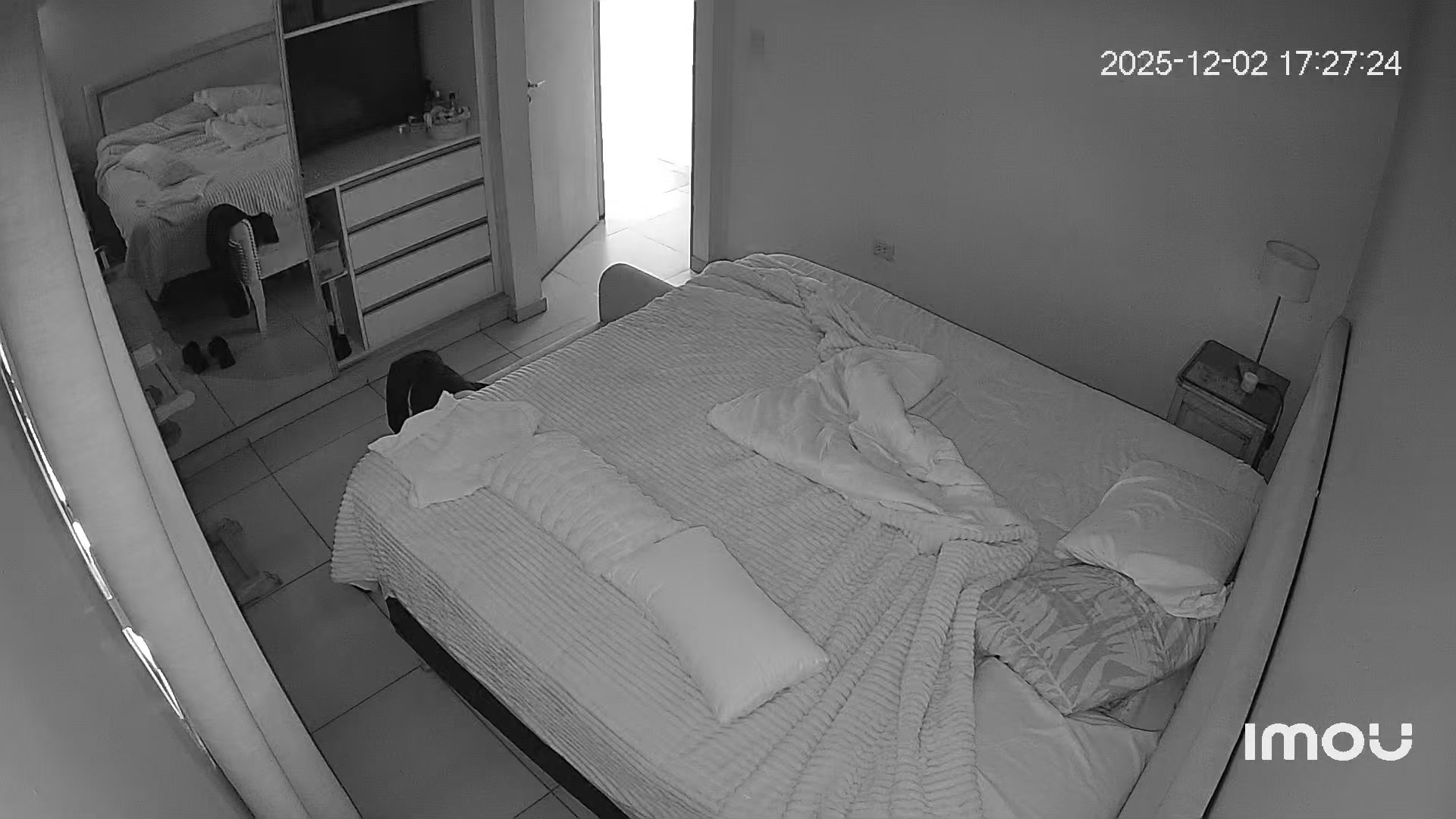 Hidden Voyeur — 1_4911608133077436032 — screenshot 2
