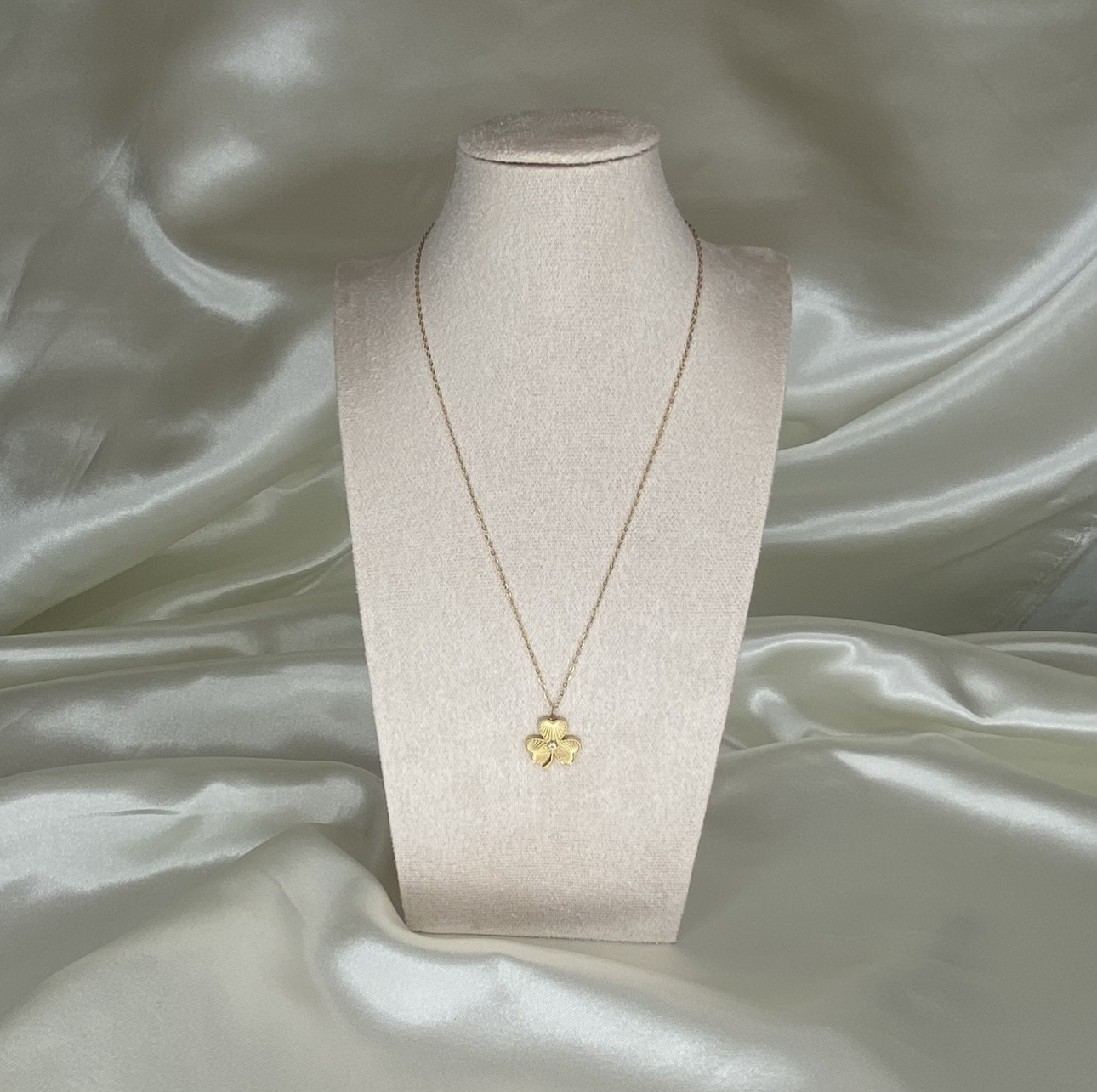 S. Steel Lucky Charm met steentje