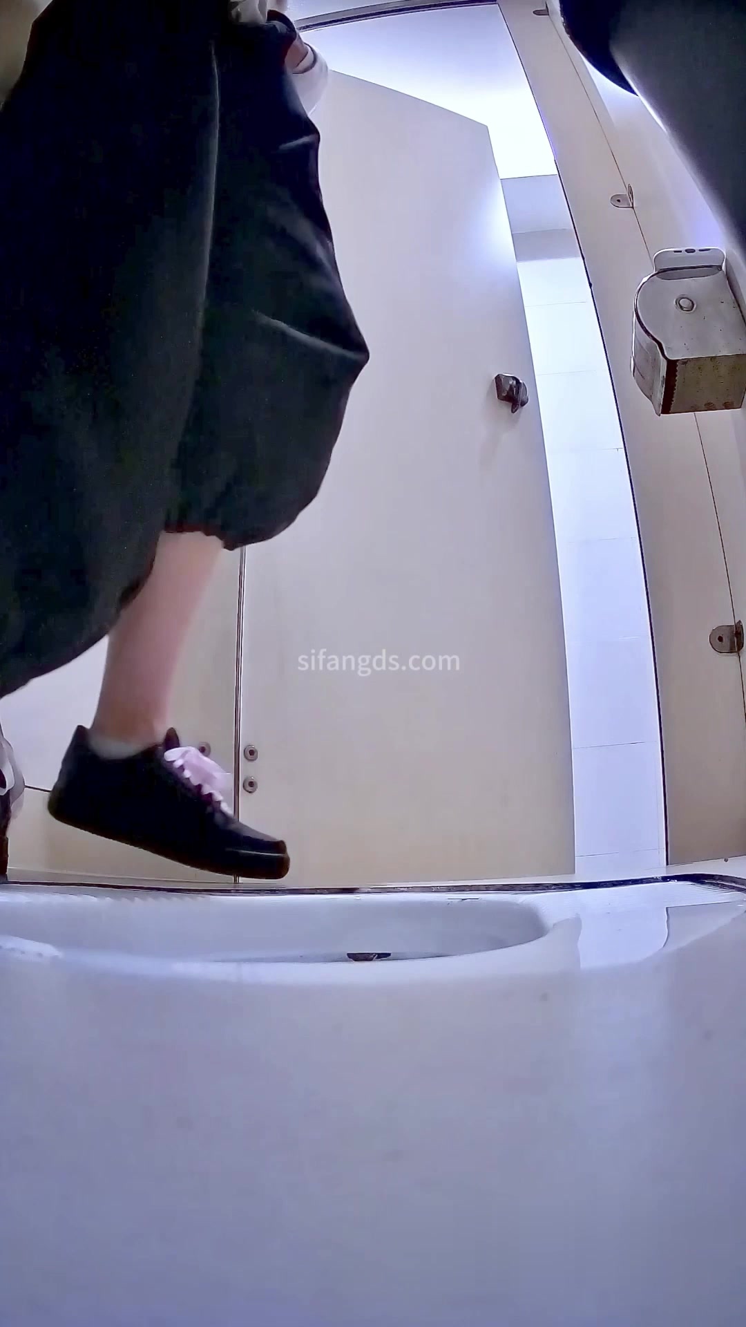 Toilet Spy — 0228(32) — screenshot 2