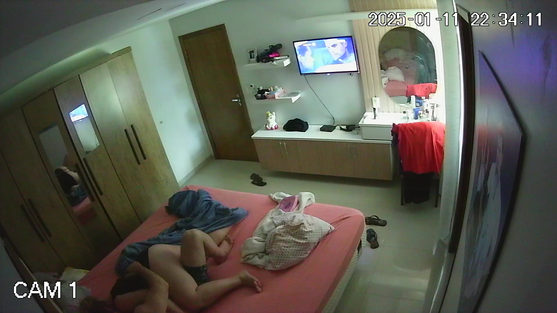 Hidden Voyeur 2 — 1_4997181765857576603 — screenshot 2